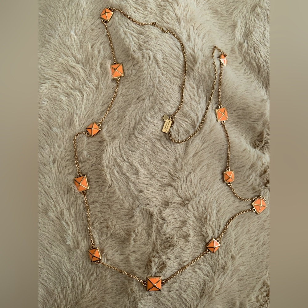 Kate Spade ♠️ long necklace, beautiful summer coral color.